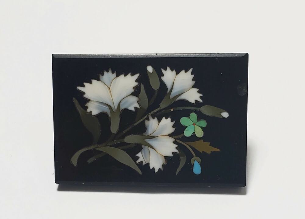 Antique Italian Pietra Dura Inlaid Stone White Flowers Pin Brooch Chipped